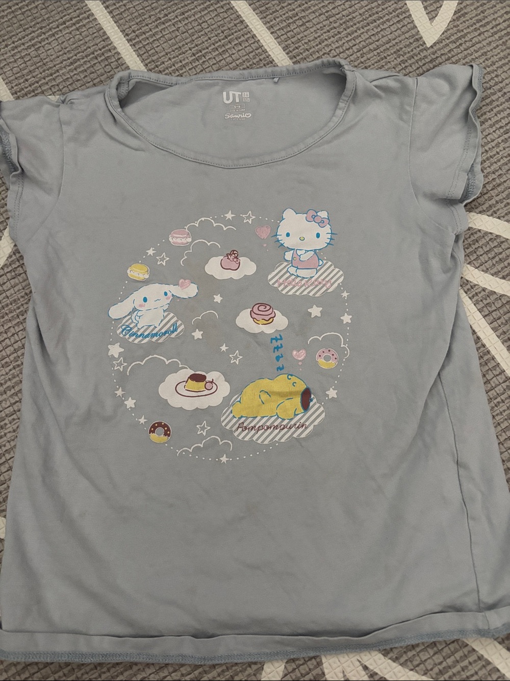 Uniqlo Sanrio Hello Kitty Pompompurin Cinnamaroll Girl 100% cotton t-shirt